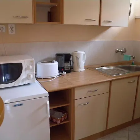 In - Balaton 18466 *