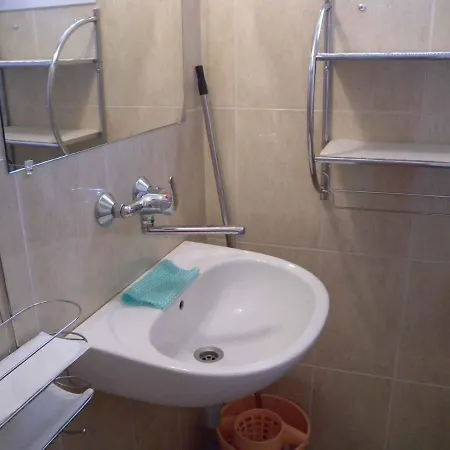 In - Balaton 18466 *