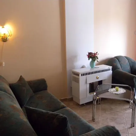 In Balatonfenyves/balaton 18466 Holiday home