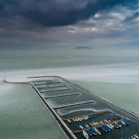 別荘 In - Balaton 18466 *